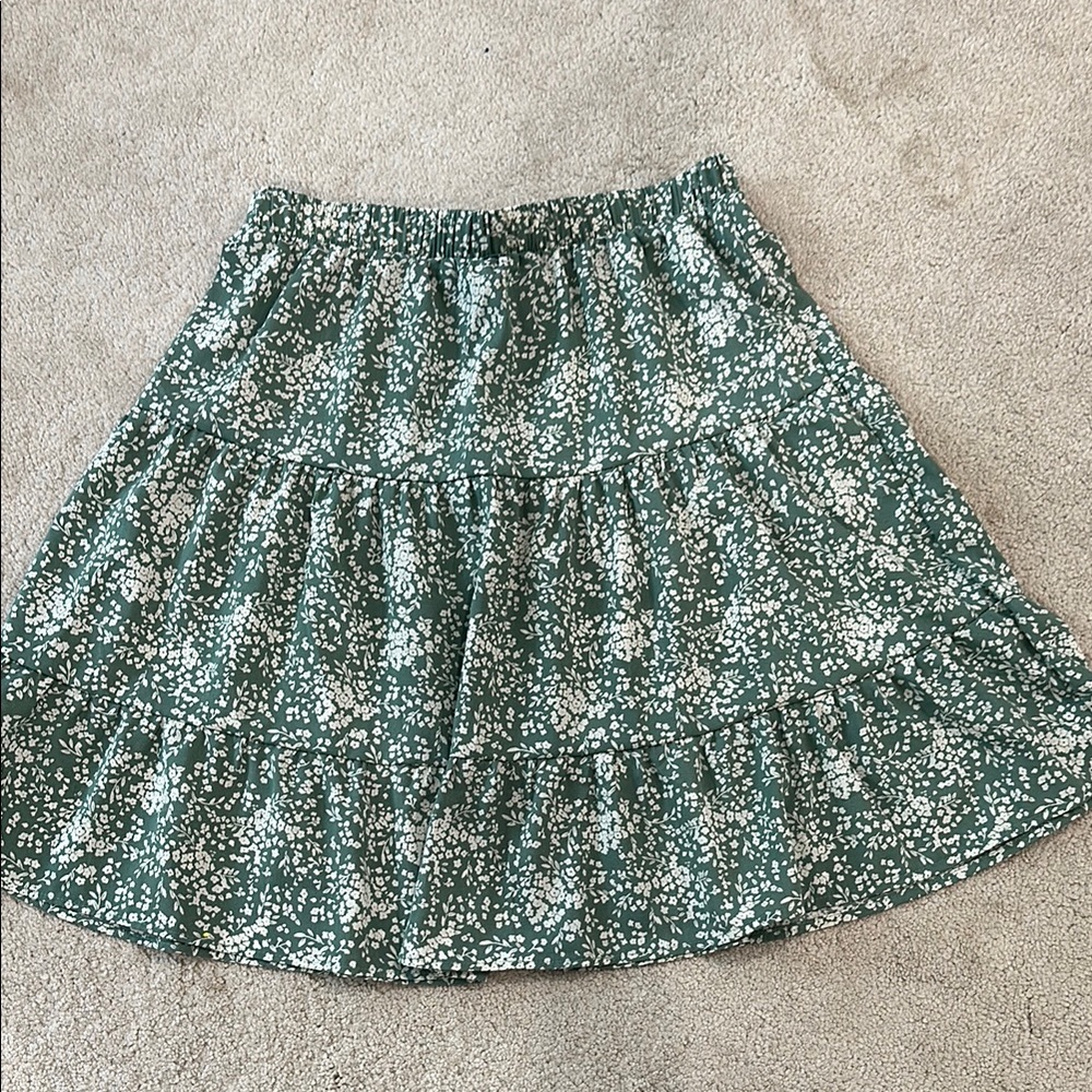 Francesca's Floral Green Skirt